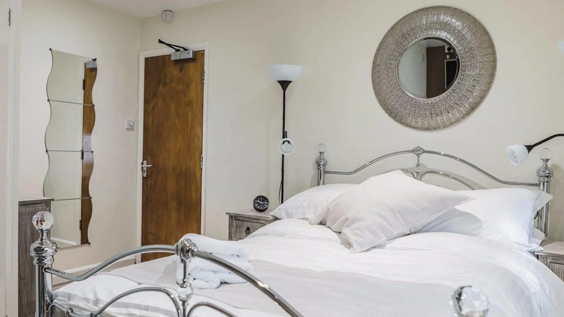 ***  The Burlington Hotel Hull City Centre キングストン・アポン・ハル イギリス
